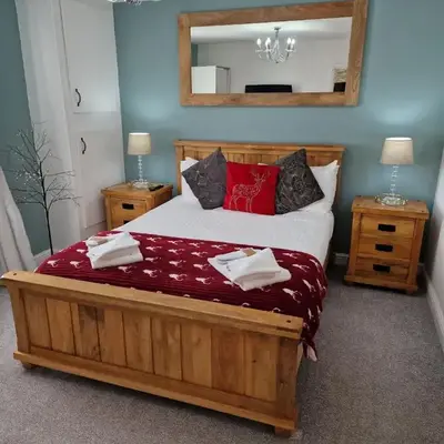 Cottage - Sleeps 3 hot tub & pet friendly