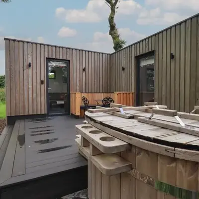 Bluebell Cabin