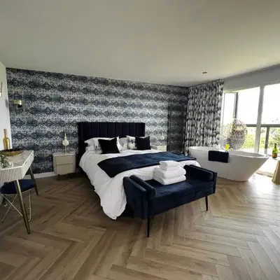 Loudoun Mains Luxury Lodges