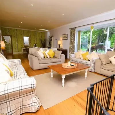 4 Bed in Moffat 82374