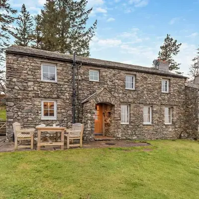 3 Bed in Penrith oc-sz247