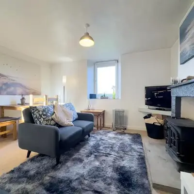 Escape to our Cosy Cottage with Log Burner in Drigg