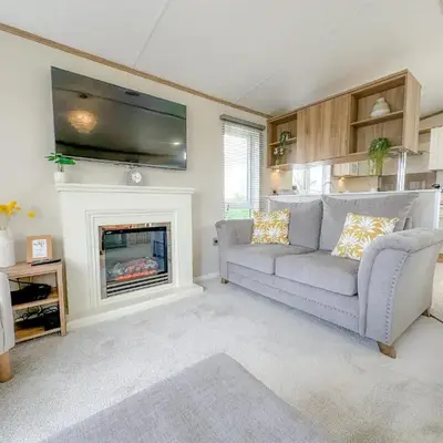 Serena Holiday Caravan