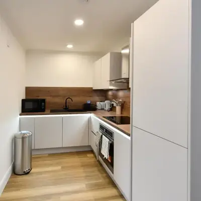 Troon Portland Apt B