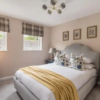 Oakbank-Central Grasmere