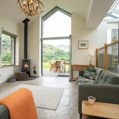 Panoramic Views & Spacious Living by LetMeStay