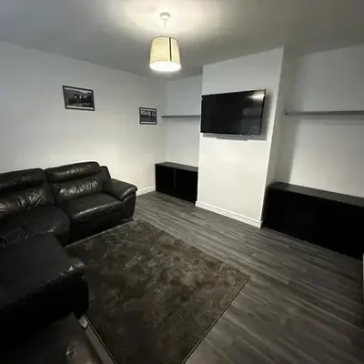 Large 3 bed property