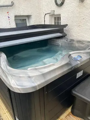 a jacuzziificialificialificialificialificialificialificialificialificialificialificial at 4BR Holiday Home Steps from Keswick Town Centre in Keswick