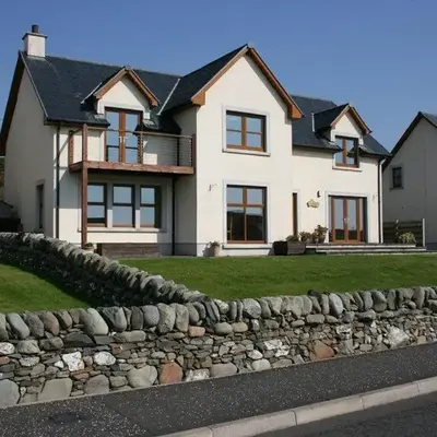 Inchlonaig House