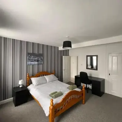 Spacious Property For Hols Base & Contractors Long or Short Stays C2C Western Lakes