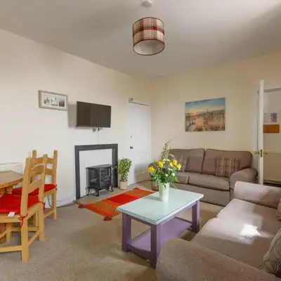 3 Bed in Drummore oc-p30213