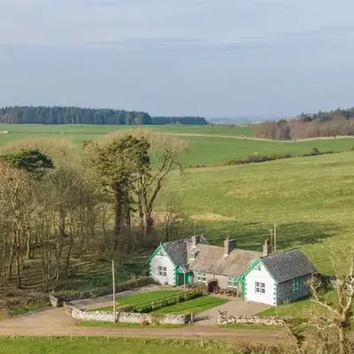 No2 Chapelton Cottage