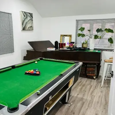 Hertford detached home garden pet friendly parking