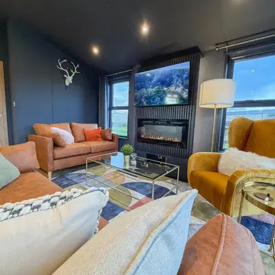 Blackthorn Timber Lodge