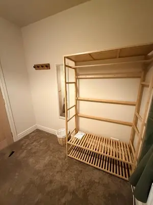 a room with a bunk bed in a room at Contractor 4BD Carlisle Long Stay w Wi-Fi, Washer, Smart TVs & Parking in Carlisle