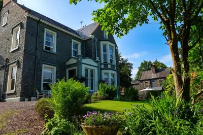 an exterior view of a house at Moffat Independent Hostel in Moffat