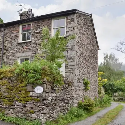 Roundhill Cottages 1