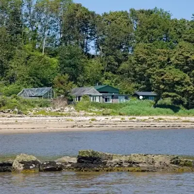 Shore Cottage