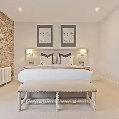 Tithe Barn - Self Check In Hotel