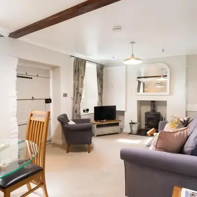 Rhubarb Cottage