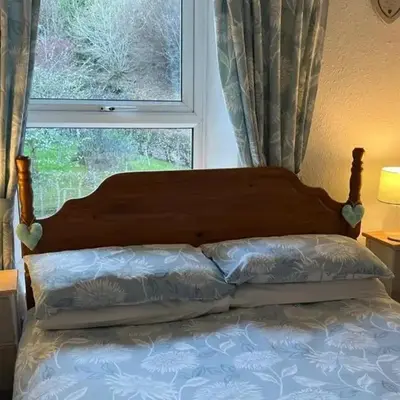 Cottage - Sleeps 4 - Pets Ok - Garden - Parking